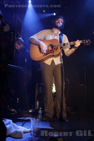 MIDLAKE - 2013-10-28 - PARIS - La Fleche d'Or - Eric Pulido